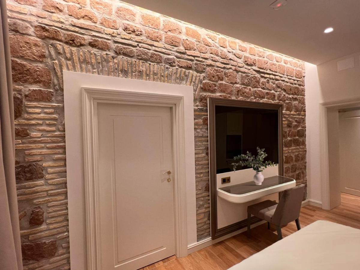 Martina Suites Рим Екстериор снимка