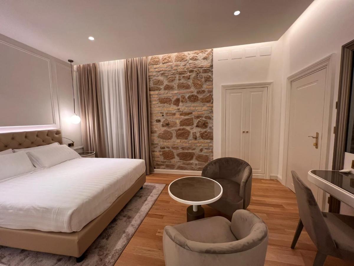 Martina Suites Рим Екстериор снимка